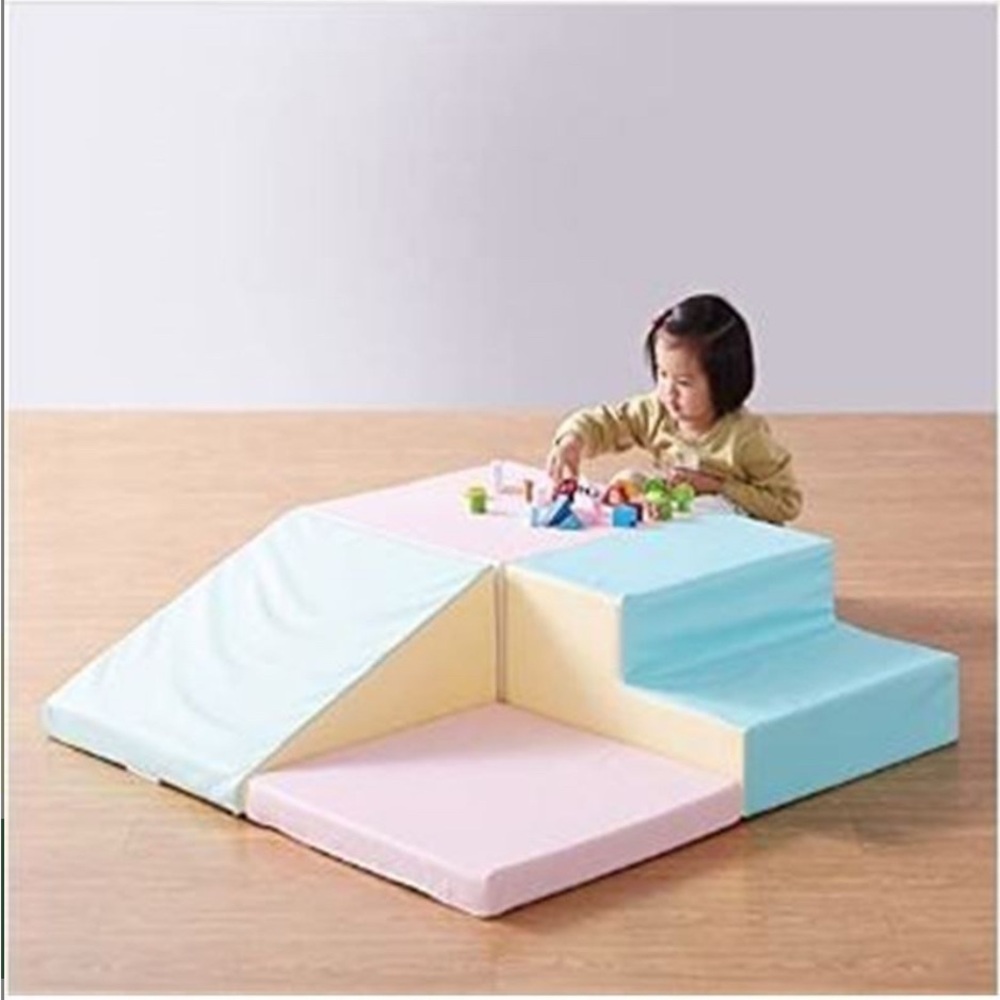 Like new in box infant soft play set open box